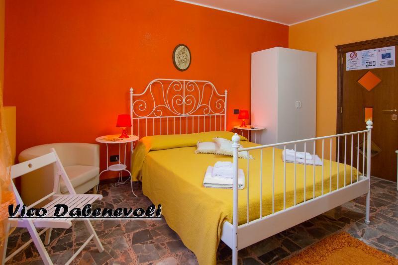 B&B Eraclio Suite Barletta Exterior foto